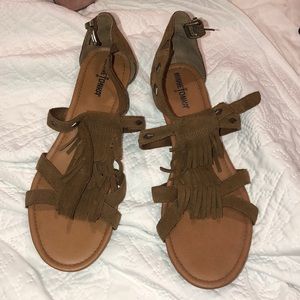 Minnetonka moccasin sandals